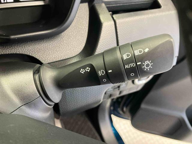 トールカスタムＧスマートアシスト搭載　後席両側電動スライドドア　パノラマモニター対応　オートエアコン　オートライト　キーフリー　アイドリングストップ　ＡＢＳ　電動ドアミラー（熊本県）の中古車