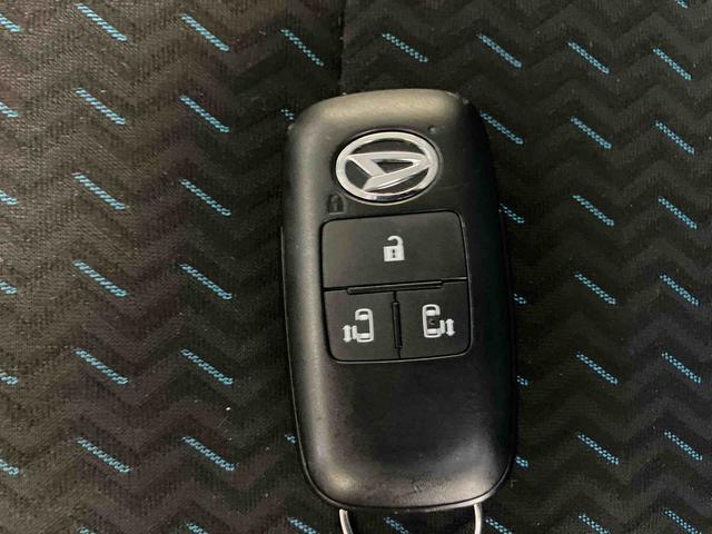 トールカスタムＧスマートアシスト搭載　後席両側電動スライドドア　パノラマモニター対応　オートエアコン　オートライト　キーフリー　アイドリングストップ　ＡＢＳ　電動ドアミラー（熊本県）の中古車
