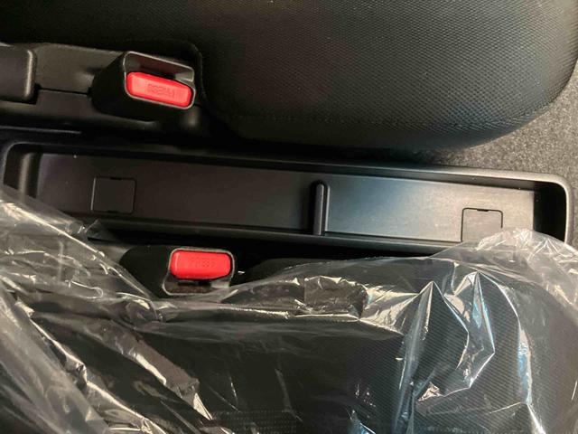 アトレーＲＳスマートアシスト搭載　後席両側電動スライドドア　バックカメラ付き　オートエアコン　オートライト　キーフリー　アイドリングストップ　ＡＢＳ　電動ドアミラー（熊本県）の中古車