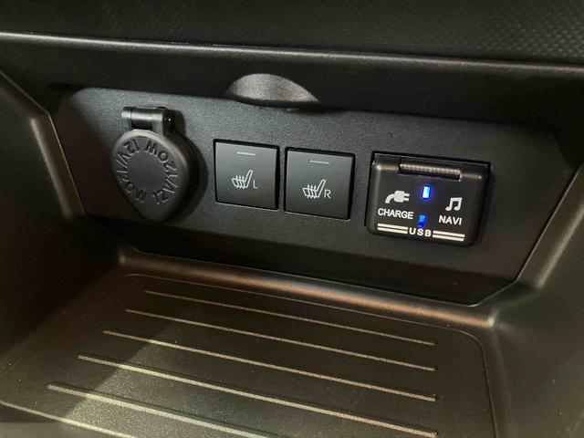 ロッキープレミアムＧ　ＨＥＶハイブリッド車　スマートアシスト搭載　パノラマモニター対応　オートエアコン　オートライト　キーフリー　ＡＢＳ　電動ドアミラー（熊本県）の中古車