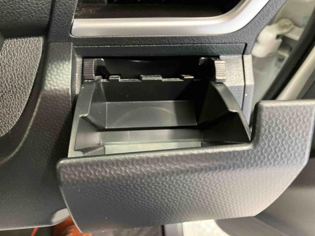 トールカスタムＧスマートアシスト搭載　バックカメラ付き　後席両側電動スライドドア　オートエアコン　オートライト　キーフリー　アイドリングストップ　ＡＢＳ　電動ドアミラー（熊本県）の中古車