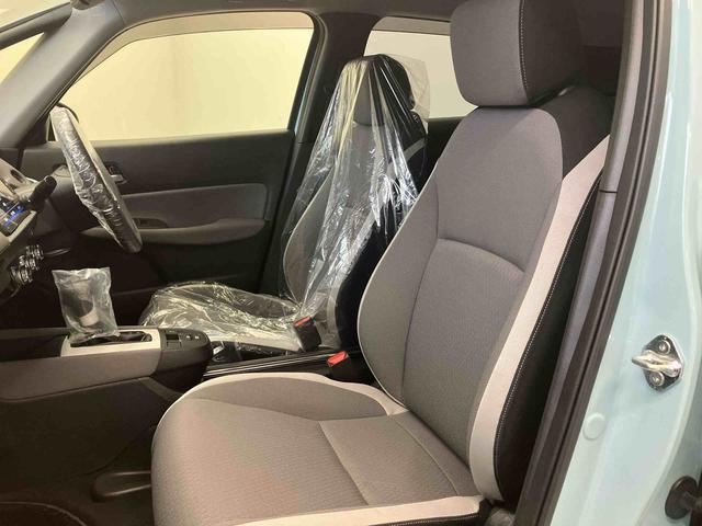 フィットｅ：ＨＥＶクロスターバックカメラ付き　オートエアコン　オートライト　キーフリー（熊本県）の中古車