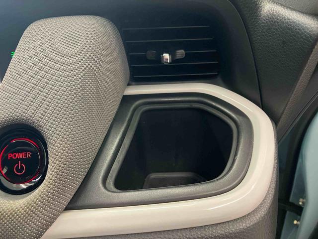 フィットｅ：ＨＥＶクロスターバックカメラ付き　オートエアコン　オートライト　キーフリー（熊本県）の中古車