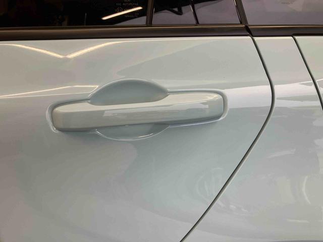 フィットｅ：ＨＥＶクロスターバックカメラ付き　オートエアコン　オートライト　キーフリー（熊本県）の中古車