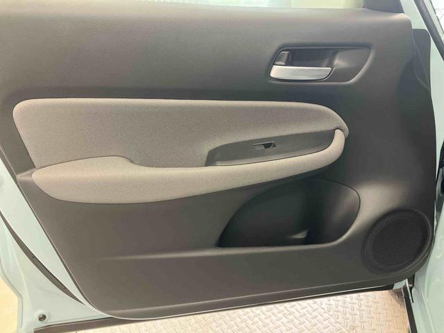 フィットｅ：ＨＥＶクロスターバックカメラ付き　オートエアコン　オートライト　キーフリー（熊本県）の中古車