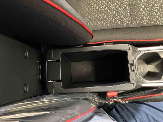 ロッキーＸ　ＨＥＶスマートアシスト搭載　ハイブリッド車　オートエアコン　オートライト　キーフリー　アイドリングストップ　ＡＢＳ（熊本県）の中古車