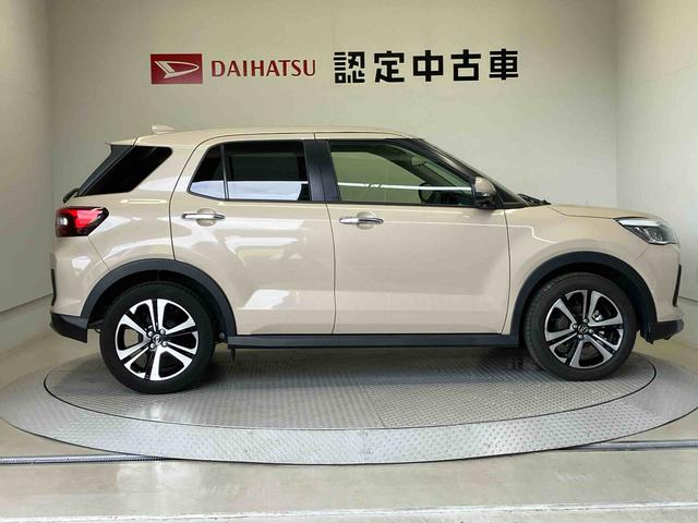 ロッキープレミアムＧスマートアシスト搭載　バックカメラ付き　オートエコアン　オートライト　キーフリー　アイドリングストップ　ＡＢＳ（熊本県）の中古車