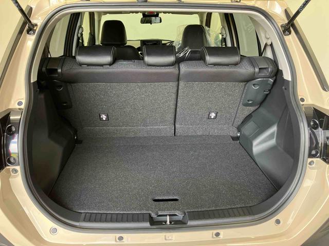 ロッキープレミアムＧスマートアシスト搭載　バックカメラ付き　オートエコアン　オートライト　キーフリー　アイドリングストップ　ＡＢＳ（熊本県）の中古車