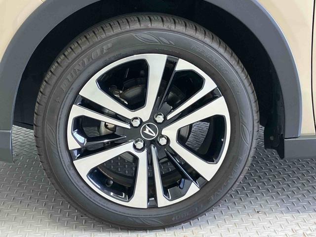 ロッキープレミアムＧスマートアシスト搭載　バックカメラ付き　オートエコアン　オートライト　キーフリー　アイドリングストップ　ＡＢＳ（熊本県）の中古車