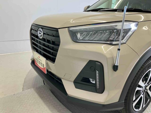 ロッキープレミアムＧスマートアシスト搭載　バックカメラ付き　オートエコアン　オートライト　キーフリー　アイドリングストップ　ＡＢＳ（熊本県）の中古車