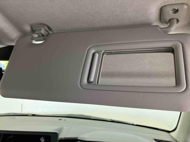 ロッキープレミアムＧスマートアシスト搭載　バックカメラ付き　オートエコアン　オートライト　キーフリー　アイドリングストップ　ＡＢＳ（熊本県）の中古車