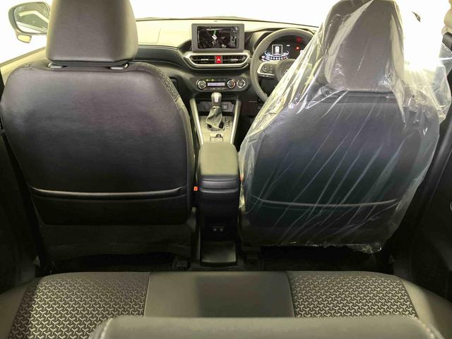 ロッキープレミアムＧスマートアシスト搭載　バックカメラ付き　オートエコアン　オートライト　キーフリー　アイドリングストップ　ＡＢＳ（熊本県）の中古車