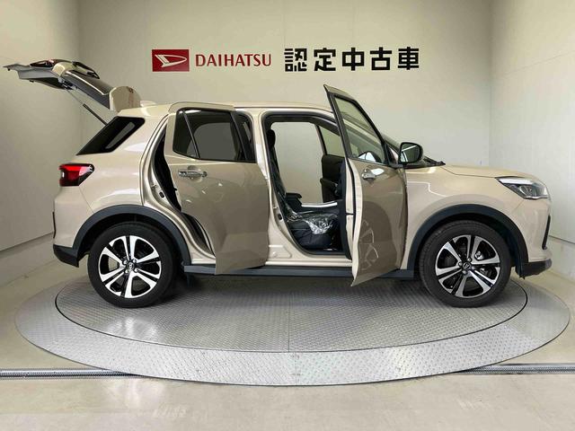 ロッキープレミアムＧスマートアシスト搭載　バックカメラ付き　オートエコアン　オートライト　キーフリー　アイドリングストップ　ＡＢＳ（熊本県）の中古車