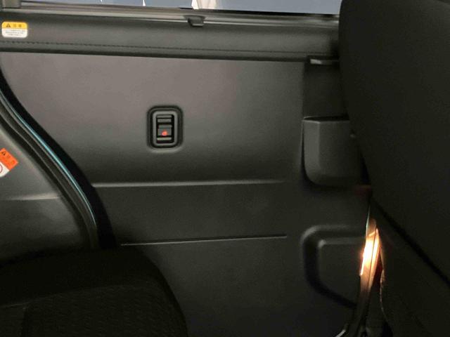 トールカスタムＧスマートアシスト搭載　後席両側電動スライドドア　バックカメラ付き　オートエアコン　オートライト　キーフリー　アイドリングストップ　ＡＢＳ　電動ドアミラー（熊本県）の中古車