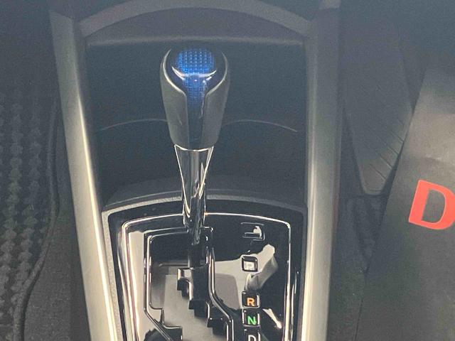 カローラフィールダーハイブリッドＧバックカメラ付き　オートエアコン（熊本県）の中古車