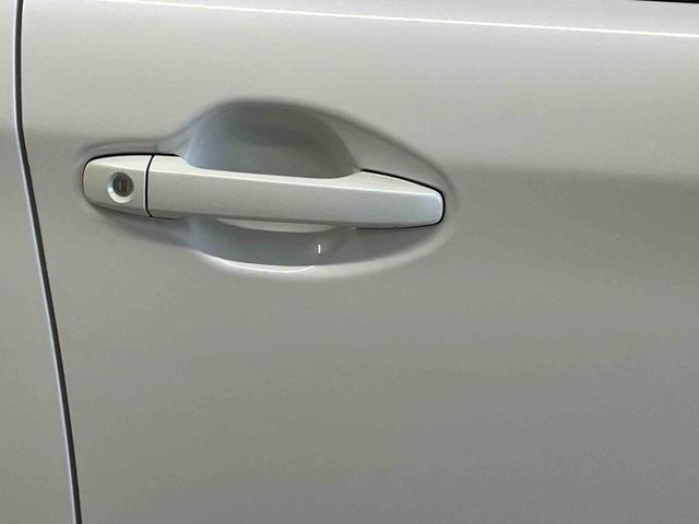 カローラフィールダーハイブリッドＧバックカメラ付き　オートエアコン（熊本県）の中古車