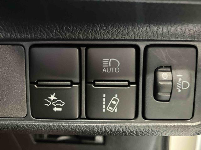 カローラフィールダーハイブリッドＧバックカメラ付き　オートエアコン（熊本県）の中古車