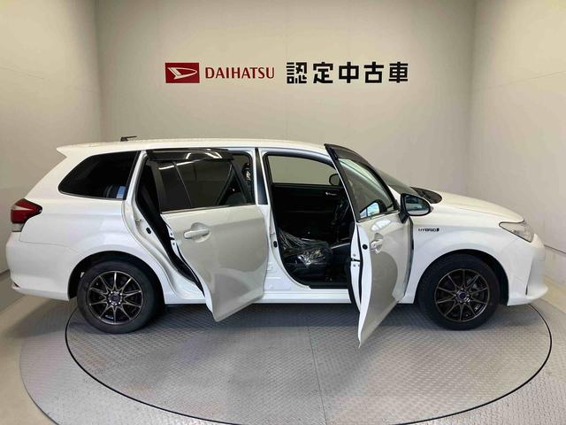 カローラフィールダーハイブリッドＧバックカメラ付き　オートエアコン（熊本県）の中古車