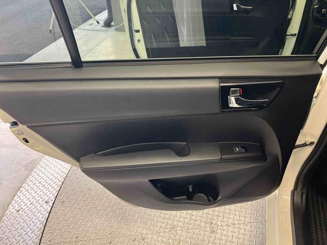 カローラフィールダーハイブリッドＧバックカメラ付き　オートエアコン（熊本県）の中古車