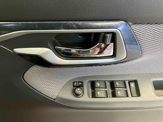 ムーヴカスタム Xバックカメラ付き オートエアコン オートライト キーフリー アイドリングストップ ABS 電動ドアミラー(熊本県)の中古車