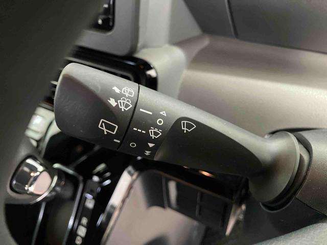 タントカスタムＸスマートアシスト搭載　後席両側電動スライドドア　バックカメラ付き　オートエアコン　オートライト　キーフリー　アイドリングストップ　ＡＢＳ　電動ドアミラー（熊本県）の中古車