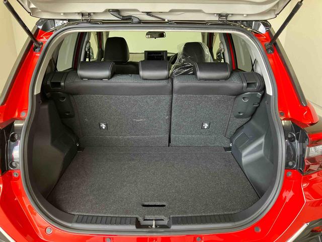 ロッキープレミアムスマートアシスト搭載 バックカメラ付き オートエアコン オートライト キーフリー アイドリングストップ ABS 電動ドアミラー(熊本県)の中古車