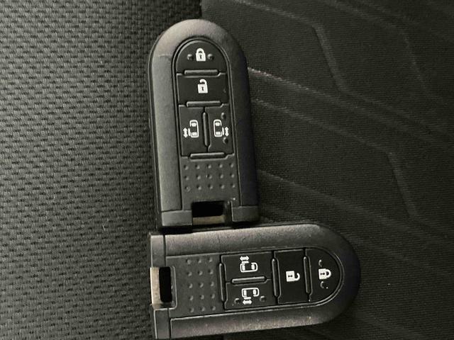 トールカスタムＧ　ＳＡIIIスマートアシスト搭載　後席両側電動スライドドア　パノラマモニター対応　オートエアコン　オートライト　キーフリー　アイドリングストップ　電動ドアミラー（熊本県）の中古車