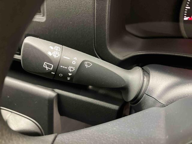 ハイゼットカーゴＤＸスマートアシスト搭載　後席両側スライドドア　オートライト　キーレスエントリー　アイドリングストップ　ＡＢＳ（熊本県）の中古車