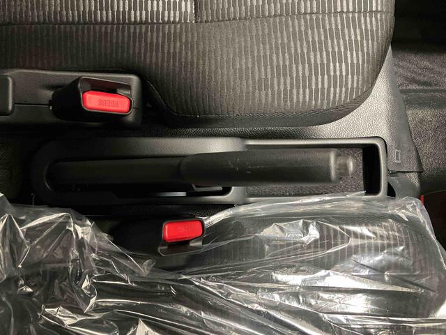 ハイゼットカーゴＤＸスマートアシスト搭載　後席両側スライドドア　オートライト　キーレスエントリー　アイドリングストップ　ＡＢＳ（熊本県）の中古車