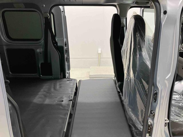 ハイゼットカーゴＤＸスマートアシスト搭載　後席両側スライドドア　オートライト　キーレスエントリー　アイドリングストップ　ＡＢＳ（熊本県）の中古車