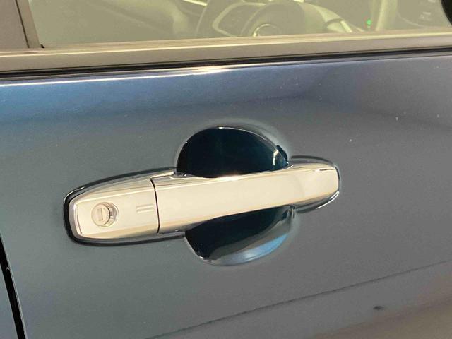 ロッキープレミアムＧ　ＨＥＶスマートアシスト搭載　パノラマモニター対応　ハイブリッド車　オートエアコン　オートライト　キーフリー　電動ドアミラー（熊本県）の中古車