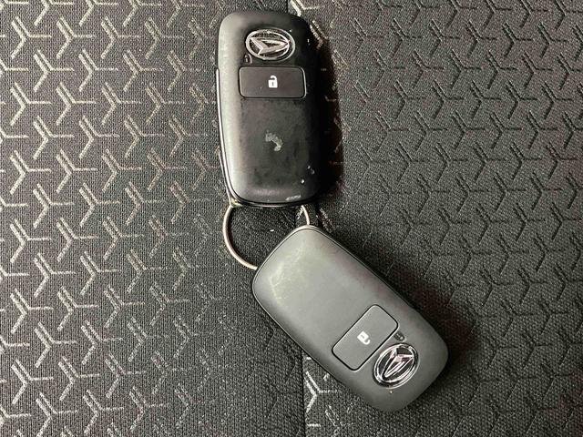 ロッキーＸスマートアシスト搭載　バックカメラ付き　オートエアコン　オートライト　キーフリー　アイドリングストップ　ＡＢＳ　電動ドアミラー（熊本県）の中古車