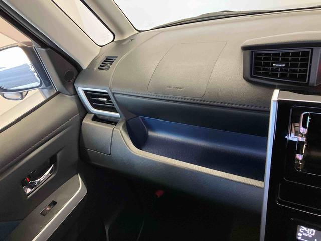 トールカスタムＧ　ＳＡIIスマートアシスト搭載　後席両側電動スライドドア　バックカメラ付き　オートエアコン　オートライト　キーフリー　アイドリングストップ　ＡＢＳ　電動ドアミラー（熊本県）の中古車