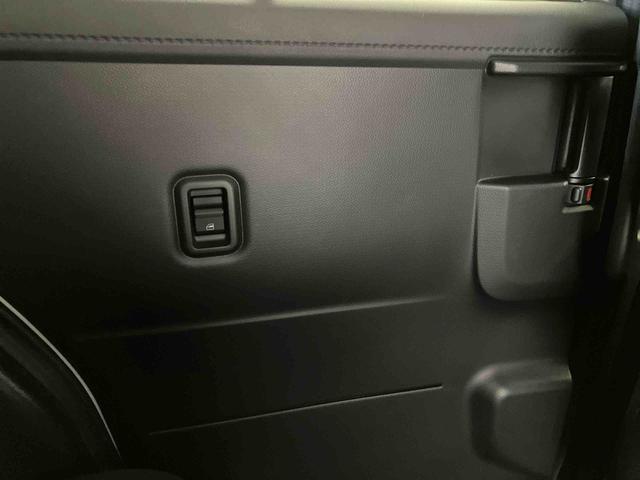 トールカスタムＧ　ターボ　ＳＡIIIスマートアシスト搭載　バックカメラ付き　後席両側電動スライドドア　オートエアコン　オートライト　キーフリー　アイドリングストップ　ＡＢＳ　電動ドアミラー（熊本県）の中古車