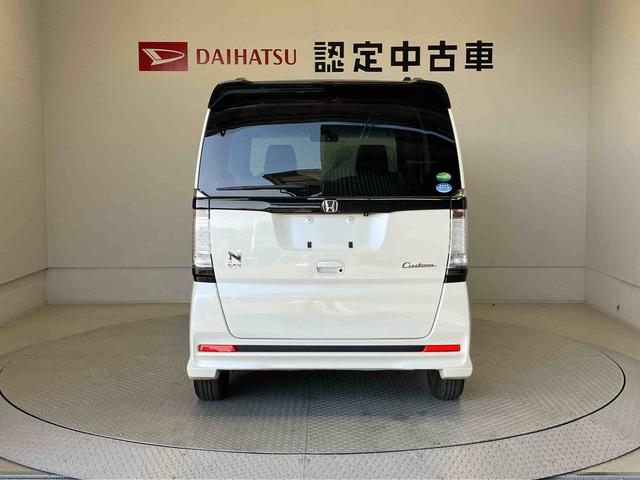N−BOXカスタムG・Aパッケージ後席両側スライドドア(片側電動) バックカメラ付き オートエアコン オートライト(熊本県)の中古車