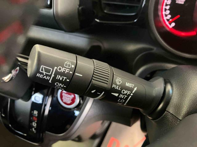 N−BOXカスタムG・Aパッケージ後席両側スライドドア(片側電動) バックカメラ付き オートエアコン オートライト(熊本県)の中古車