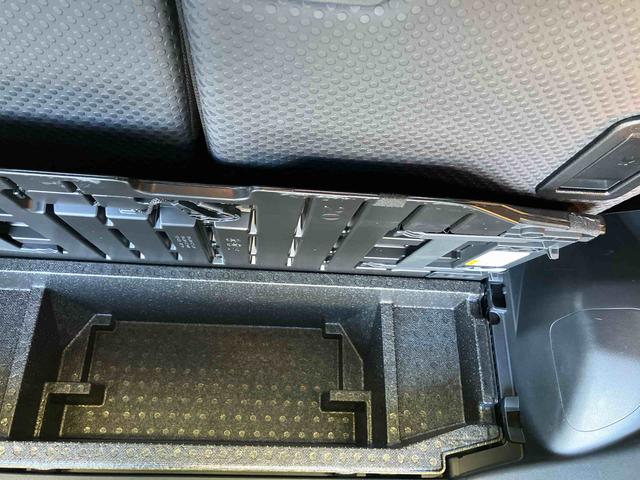 タントファンクロススマートアシスト搭載　パノラマモニター対応　後席両側電動スライドドア　オートエアコン　オートライト　キーフリー　アイドリングストップ　ＡＢＳ　電動ドアミラー（熊本県）の中古車