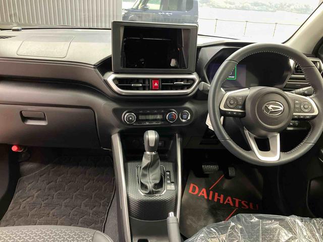 ロッキープレミアムスマートアシスト搭載 パノラマモニター対応 オートエアコン オートライト キーフリー アイドリングストップ ABS 電動ドアミラー(熊本県)の中古車