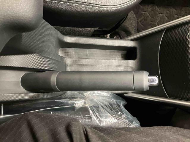 ロッキープレミアムスマートアシスト搭載 パノラマモニター対応 オートエアコン オートライト キーフリー アイドリングストップ ABS 電動ドアミラー(熊本県)の中古車