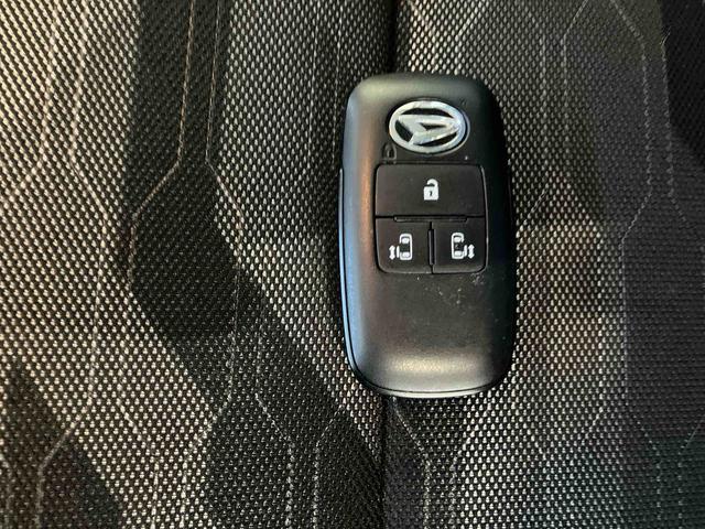 タントファンクロススマートアシスト搭載　後席両側電動スライドドア　バックカメラ付き　オートエアコン　オートライト　キーフリー　アイドリングストップ　ＡＢＳ　電動ドアミラー（熊本県）の中古車