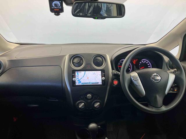 ノートXバックカメラ付き オートライト アイドリングストップ 電動ドアミラー(熊本県)の中古車