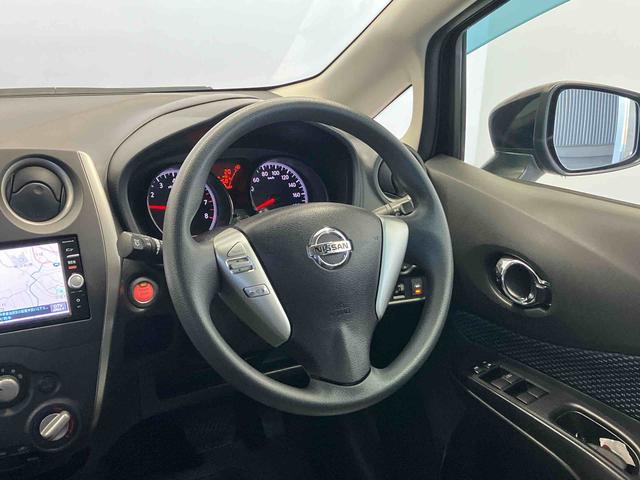 ノートXバックカメラ付き オートライト アイドリングストップ 電動ドアミラー(熊本県)の中古車