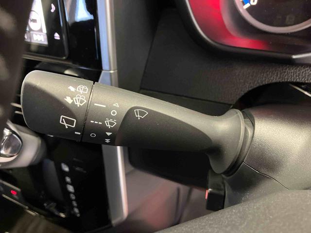 トールカスタムＧスマートアシスト搭載　後席両側電動スライドドア　バックカメラ付き　オートエアコン　オートライト　キーフリー　アイドリングストップ　ＡＢＳ　電動ドアミラー（熊本県）の中古車