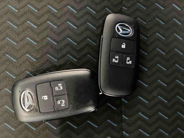 トールカスタムＧスマートアシスト搭載　後席両側電動スライドドア　バックカメラ付き　オートエアコン　オートライト　キーフリー　アイドリングストップ　ＡＢＳ　電動ドアミラー（熊本県）の中古車