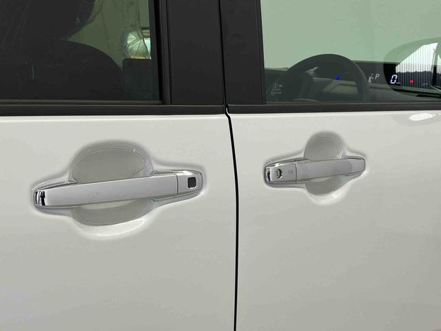 タントカスタムＸスマートアシスト搭載　バックカメラ付き　後席両側電動スライドドア　オートエアコン　オートライト　キーフリー　アイドリングストップ　ＡＢＳ　電動ドアミラー（熊本県）の中古車