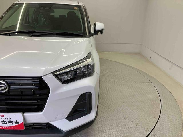 ロッキーＸスマートアシスト搭載　バックカメラ付き　オートエアコン　オートライト　キーフリー　アイドリングストップ　ＡＢＳ　電動ドアミラー（熊本県）の中古車