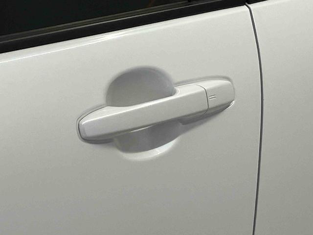 ロッキーＸスマートアシスト搭載　バックカメラ付き　オートエアコン　オートライト　キーフリー　アイドリングストップ　ＡＢＳ　電動ドアミラー（熊本県）の中古車