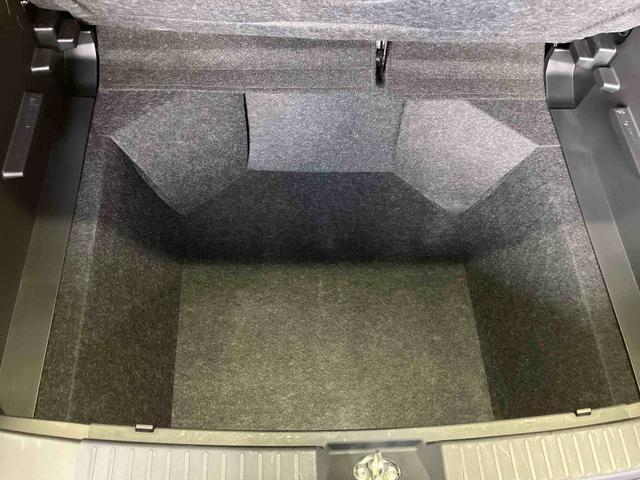 ロッキーＸスマートアシスト搭載　バックカメラ付き　オートエアコン　オートライト　キーフリー　アイドリングストップ　ＡＢＳ　電動ドアミラー（熊本県）の中古車