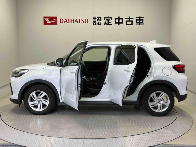 ロッキーＸスマートアシスト搭載　バックカメラ付き　オートエアコン　オートライト　キーフリー　アイドリングストップ　ＡＢＳ　電動ドアミラー（熊本県）の中古車