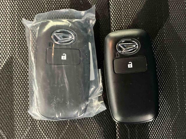 タフトＧ　ダーククロムベンチャースマートアシスト搭載　バックカメラ付き　オートエアコン　オートライト　キーフリー　アイドリングストップ　ＡＢＳ　電動ドアミラー（熊本県）の中古車